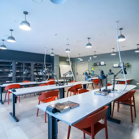 Apartahotel Dovevivo Panigale Bolonia
